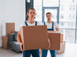 What Are the Benefits of Hiring Professionals For Home Moving?